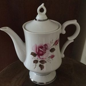 Vintage teapot NASCO china